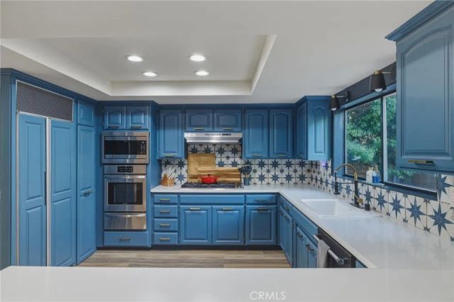 716 N Lucia Avenue B, Redondo Beach, CA 90277