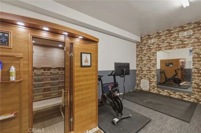 716 N Lucia Avenue B, Redondo Beach, CA 90277