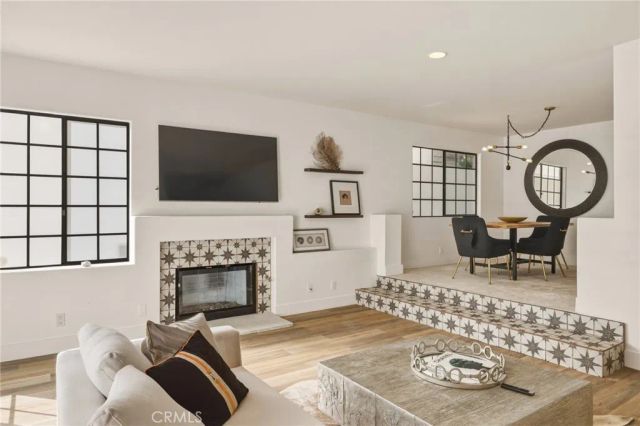 716 N Lucia Avenue B, Redondo Beach, CA 90277