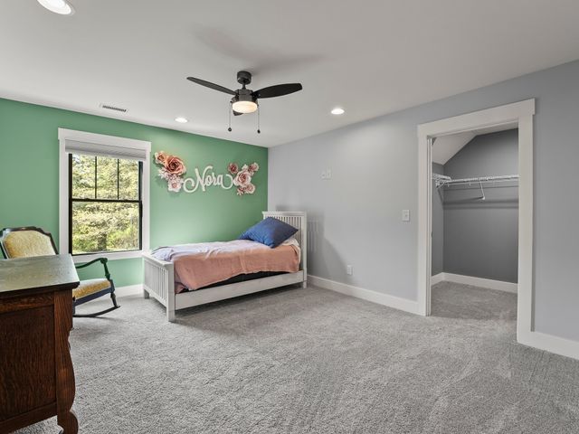 171 Cypress Point Dr, Winchester, TN 37398