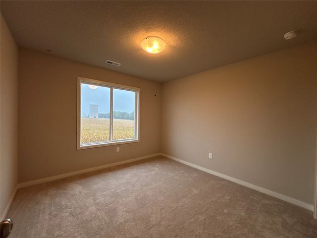 1811 Gordon Court, Norwalk, IA 50211