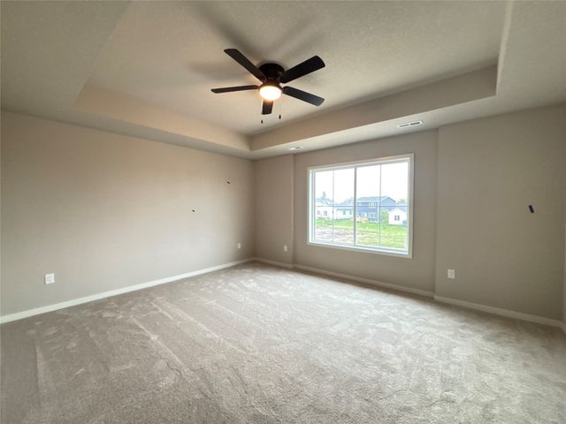 1811 Gordon Court, Norwalk, IA 50211