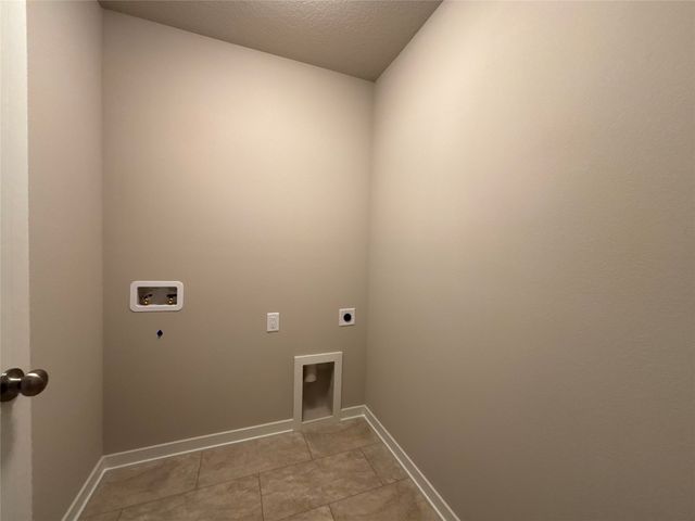 1811 Gordon Court, Norwalk, IA 50211