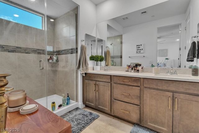 11695 Gentle Birdsong Avenue, Las Vegas, NV 89138