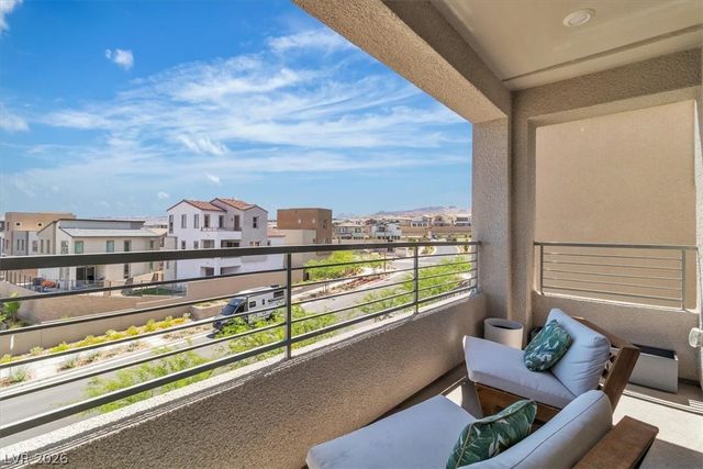 11695 Gentle Birdsong Avenue, Las Vegas, NV 89138