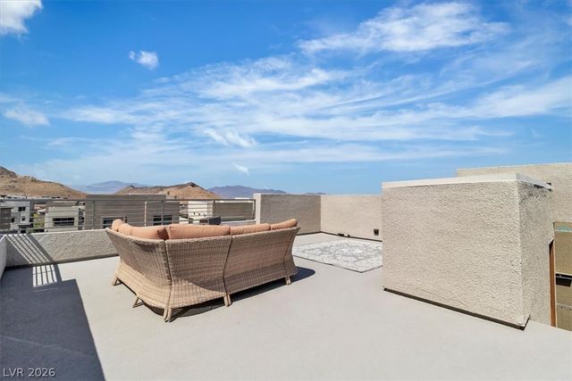 11695 Gentle Birdsong Avenue, Las Vegas, NV 89138