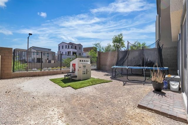 11695 Gentle Birdsong Avenue, Las Vegas, NV 89138