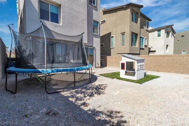 11695 Gentle Birdsong Avenue, Las Vegas, NV 89138