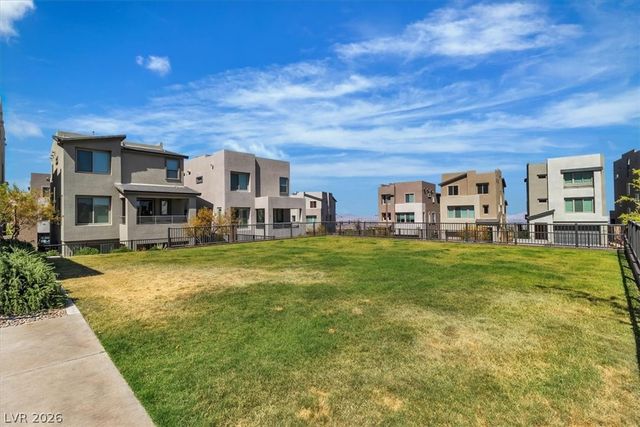11695 Gentle Birdsong Avenue, Las Vegas, NV 89138