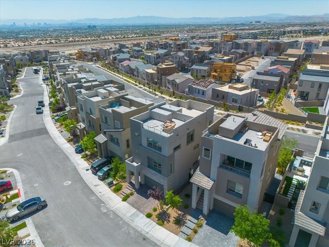 11695 Gentle Birdsong Avenue, Las Vegas, NV 89138