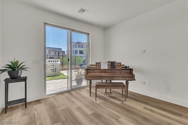 11695 Gentle Birdsong Avenue, Las Vegas, NV 89138