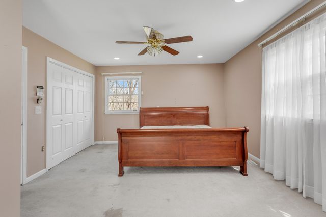 877 Hillhaven Ct, Nashville, TN 37220