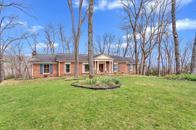 877 Hillhaven Ct, Nashville, TN 37220