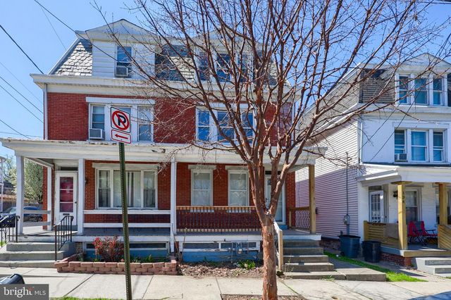 132 N BROAD ST, Lancaster, PA 17602