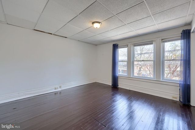 132 N BROAD ST, Lancaster, PA 17602