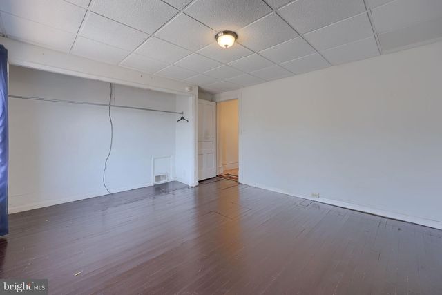 132 N BROAD ST, Lancaster, PA 17602