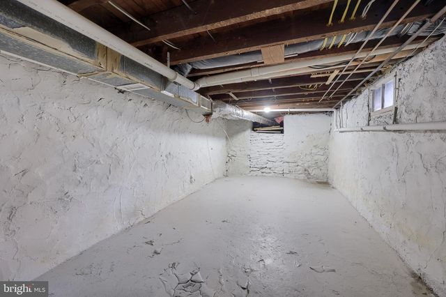 132 N BROAD ST, Lancaster, PA 17602