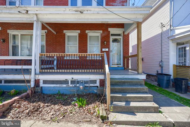 132 N BROAD ST, Lancaster, PA 17602