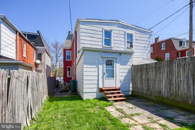 132 N BROAD ST, Lancaster, PA 17602