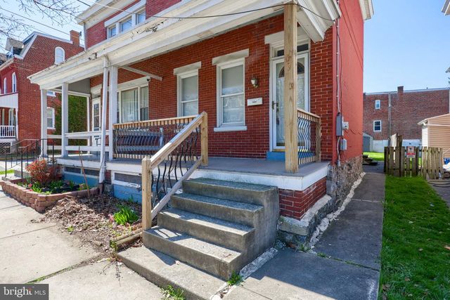 132 N BROAD ST, Lancaster, PA 17602