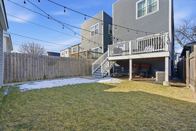 2045 N La Crosse Avenue, Chicago, IL 60639