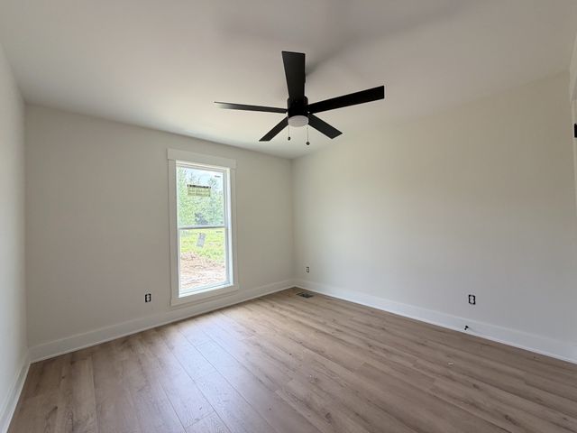 1293 Vickie Ln, Portland, TN 37148
