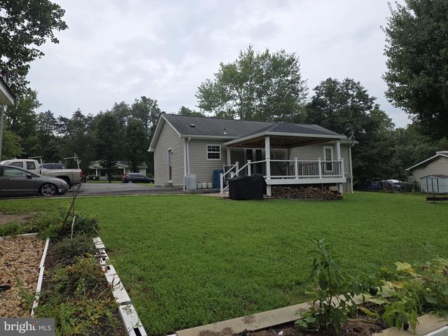 6113 WINDSOR DR, Fredericksburg, VA 22407