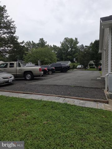 6113 WINDSOR DR, Fredericksburg, VA 22407