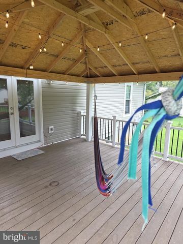 6113 WINDSOR DR, Fredericksburg, VA 22407