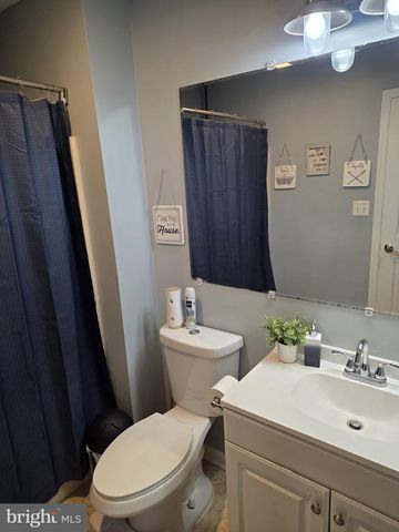 6113 WINDSOR DR, Fredericksburg, VA 22407