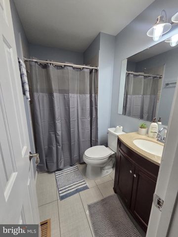 6113 WINDSOR DR, Fredericksburg, VA 22407