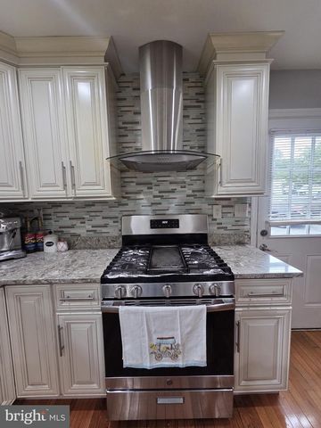 6113 WINDSOR DR, Fredericksburg, VA 22407