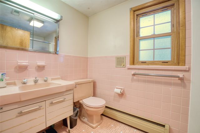 4308 EMMET Drive, Erie, PA 16511