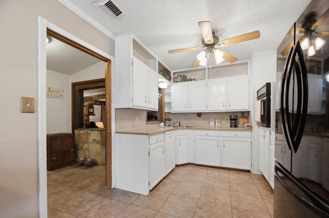 4840 N Sullivan, Wichita, KS 67204