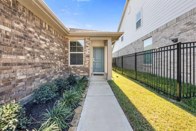 27107 Blue Pool Drive, Katy, TX 77493