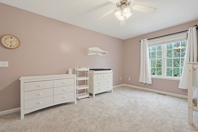 18 Azalea Ln 18, Grafton, MA 01519