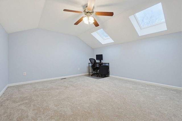 18 Azalea Ln 18, Grafton, MA 01519