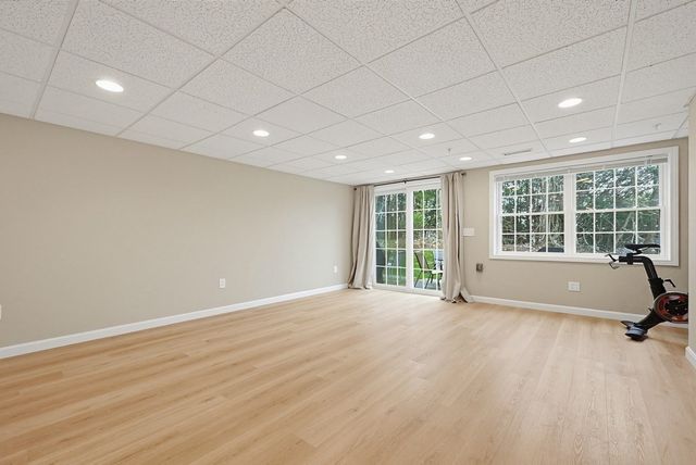 18 Azalea Ln 18, Grafton, MA 01519