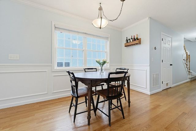 18 Azalea Ln 18, Grafton, MA 01519