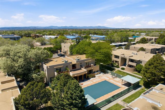 601 W San Mateo 202, Santa Fe, NM 87505