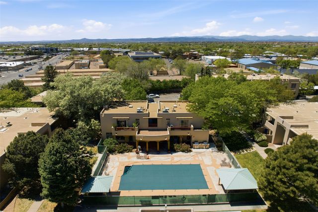 601 W San Mateo 202, Santa Fe, NM 87505