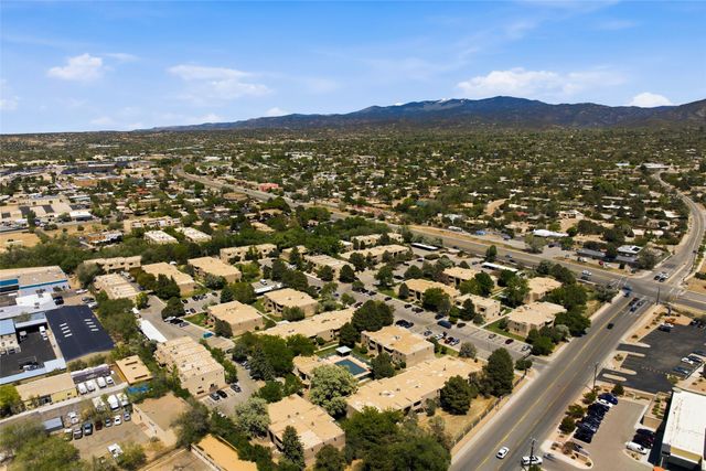 601 W San Mateo 202, Santa Fe, NM 87505