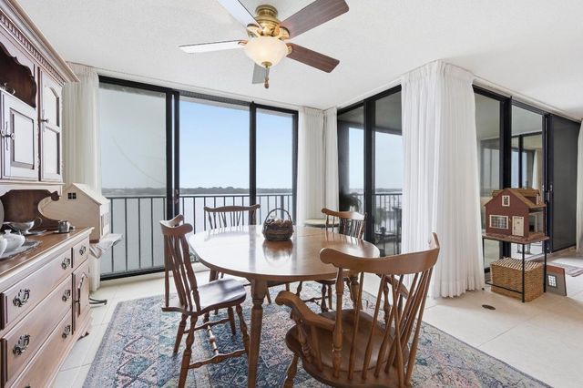 126 Lakeshore Drive 526, North Palm Beach, FL 33408