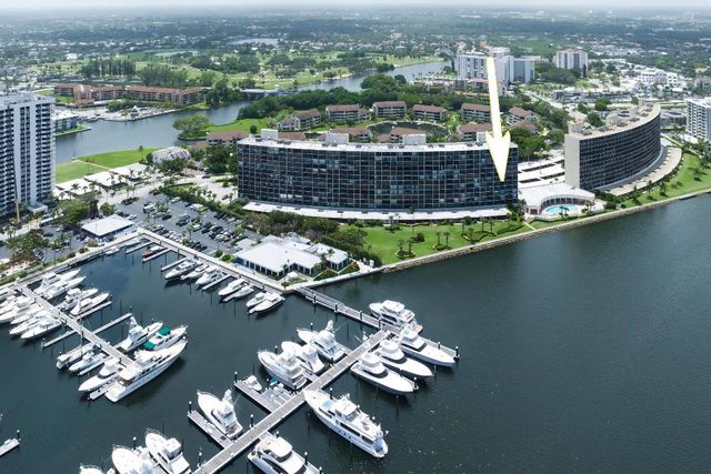 126 Lakeshore Drive 526, North Palm Beach, FL 33408