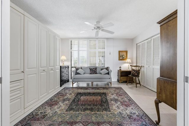 126 Lakeshore Drive 526, North Palm Beach, FL 33408