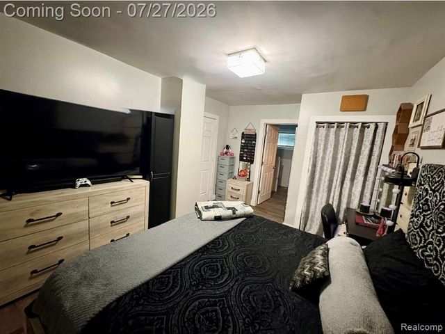614 N Saginaw Street, Owosso, MI 48867