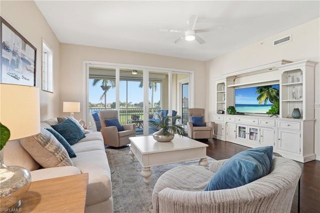 11110 Harbour Yacht CT 32A, Fort Myers, FL 33908