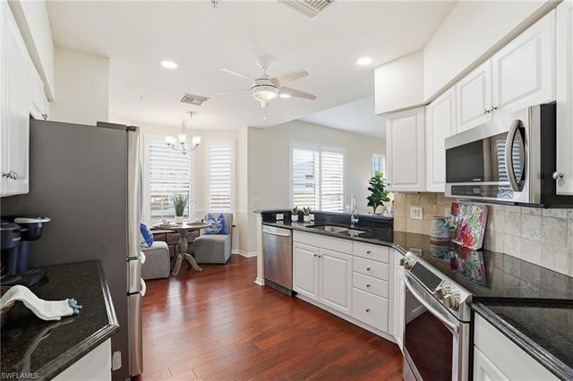 11110 Harbour Yacht CT 32A, Fort Myers, FL 33908