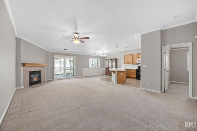 12200 Verdelho Avenue, Bakersfield, CA 93312