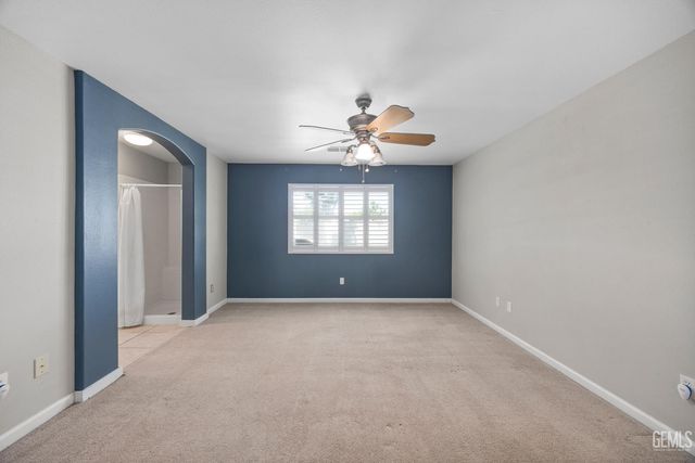 12200 Verdelho Avenue, Bakersfield, CA 93312